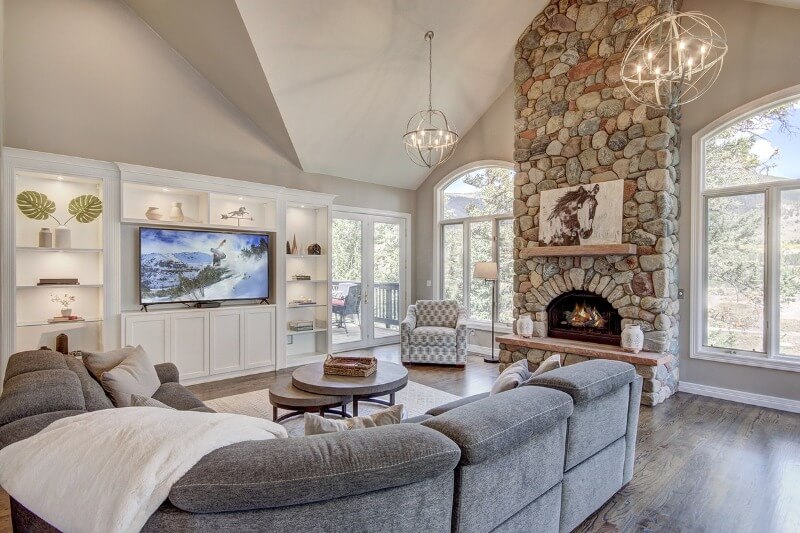 The interior view of a Silverthorne vacation rental mere steps away from Lake Dillon.